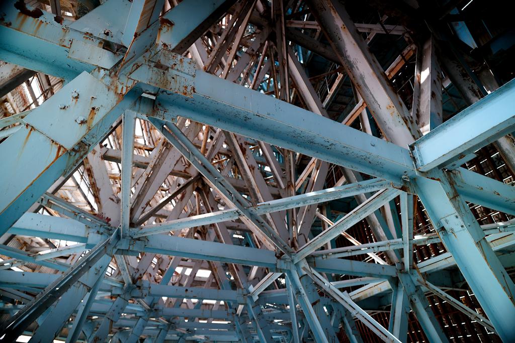 Corrosión en estructuras metálicas: causas, riesgos y soluciones